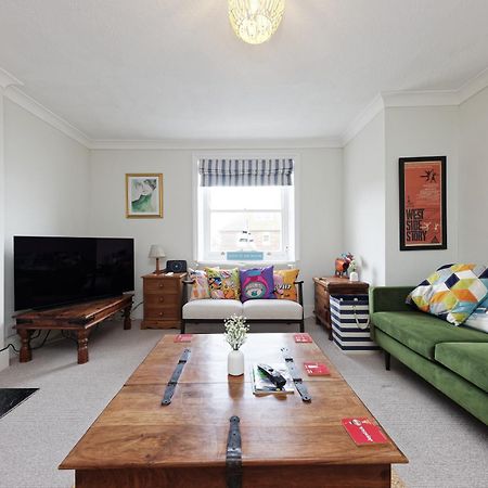 Viking Bay View 3 Bed Apartment Broadstairs Eksteriør billede